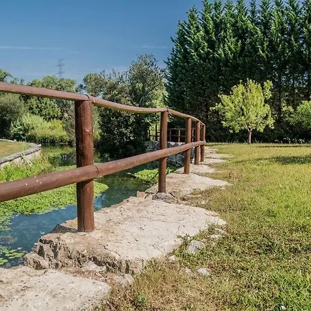 Casa Do Vale Pereiro بيت للعطل ليريا